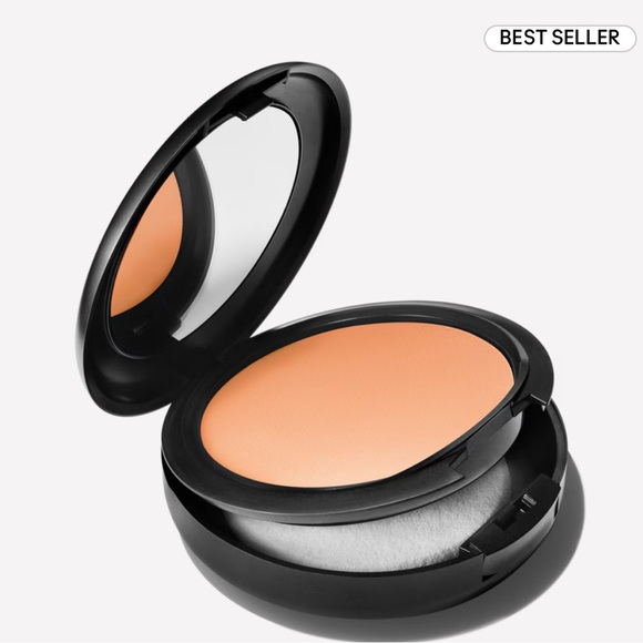 List 3 - MAC - N5 Foundation 12-hour, medium-2-full coverage, and controls oil. - Picture 2 of 5